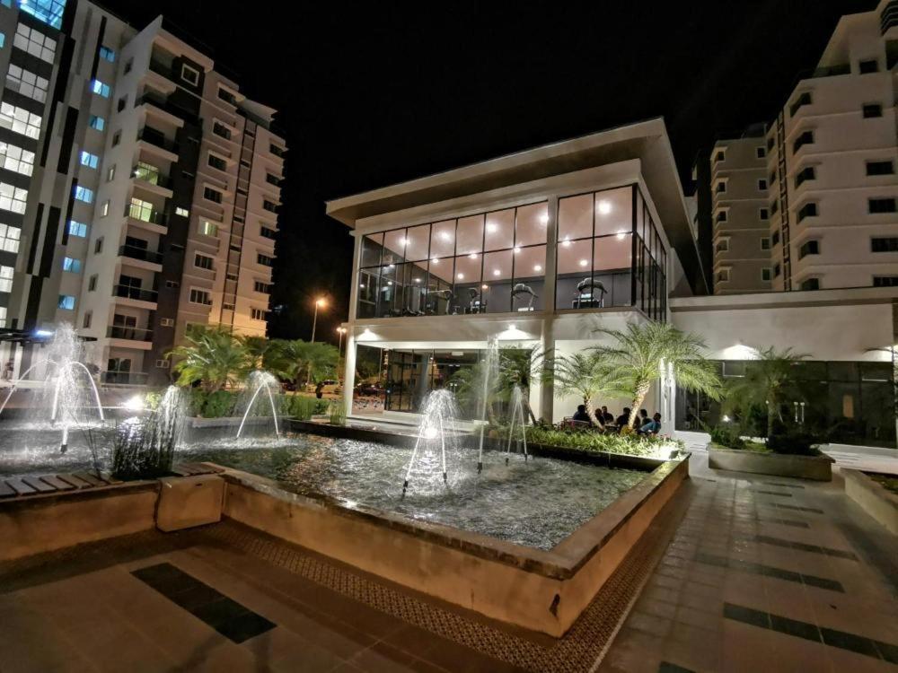 Chombies Muslim Homestay Танах-Рата Экстерьер фото